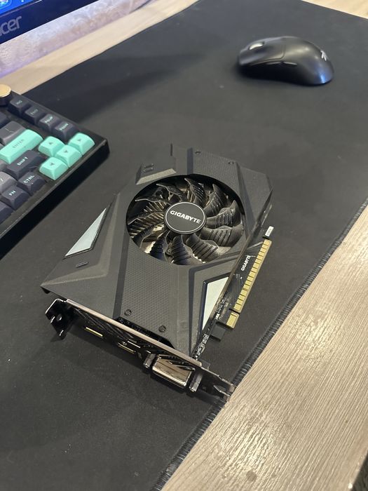 Geforce gtx 1650 4gb Gigybyte