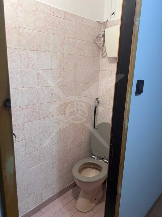 Продава се Четиристаен апартамент в Пловдив, Тракия - 80 кв.м за 1688 €/кв.м - Снимка #2