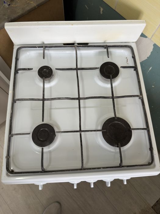 Продам газплиту 50см