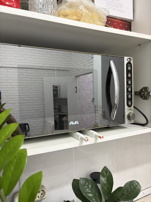 Микроволновка AVA