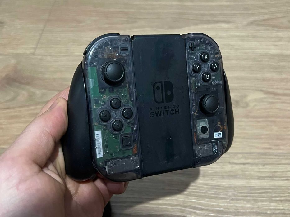 Joycon Nintendo switch+grip 100% original Nintendo,perfect functional