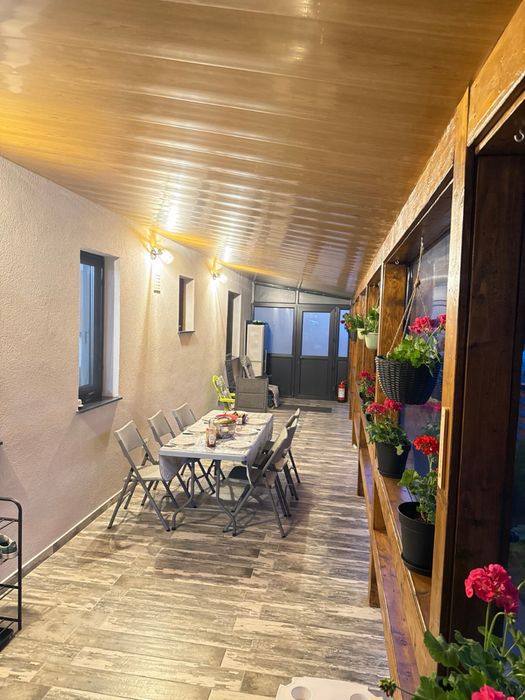 Cabană de închiriat la munte – Relaxare, confort și natură