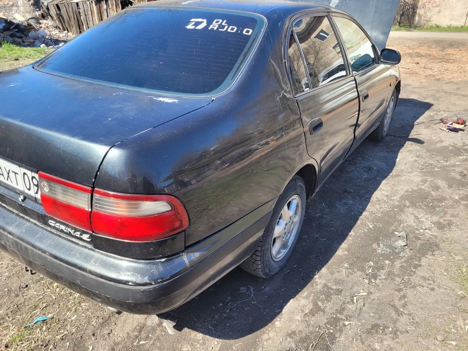 Продам Тойота карина Е