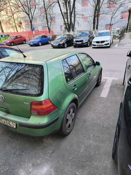 Auto VW Golf 1.9 TDI 2000