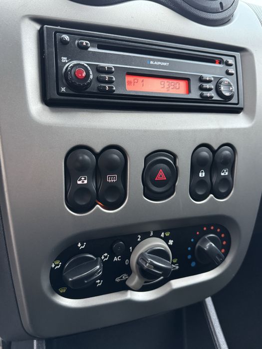 Vând Dacia Sandero Motor 1,5 Diesel dCi Ambiance Import Germania Climă