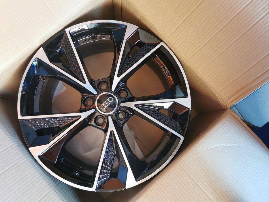 Vand jante de aliaj pentru Audi pe 18 marca Elite wheels model Luster
