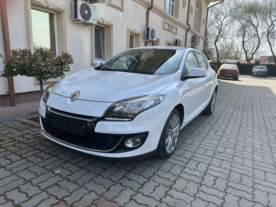 RENAULT Megane 2013 — imagine 2
