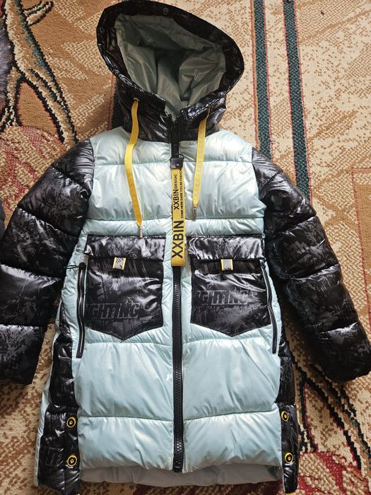 Продам зимние куртки и сапоги