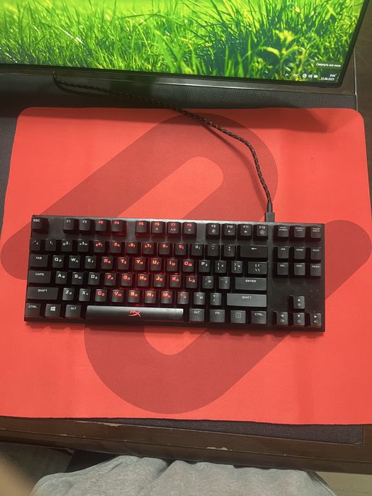 клавиатура hyperx alloy fps pro