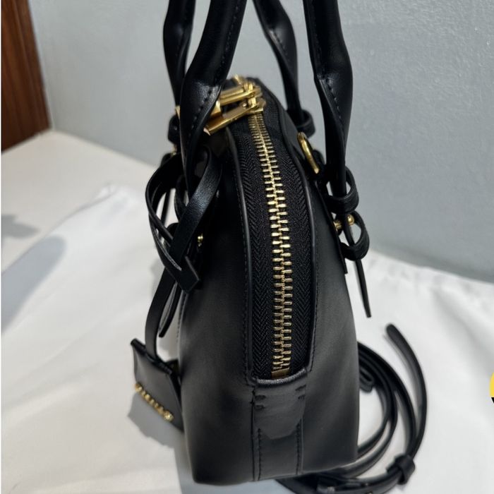 Уникална черна Pinko чанта