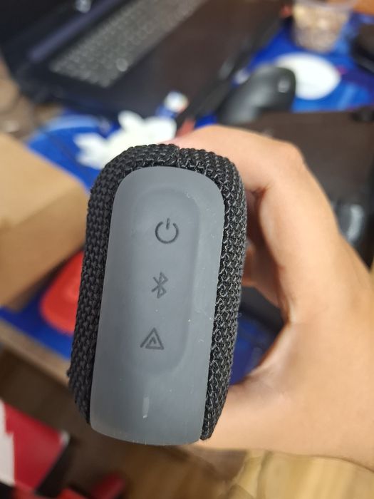 Se vand boxe jbl Go 4