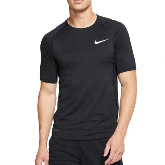 Найк Nike Pro Tight Fit Dri Fit мъжка тениска размер L