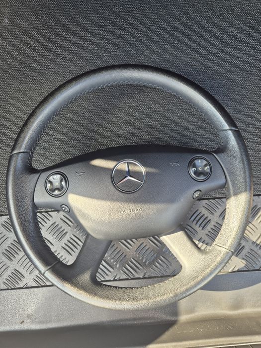 Кожен оригинален волан за Мерцедес W221