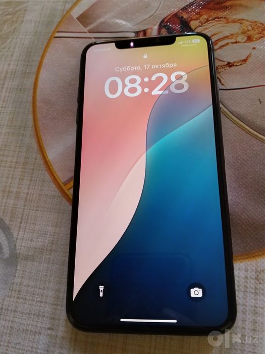 Iphone xs max obmen yoki naqdga imeyka face id truton bor