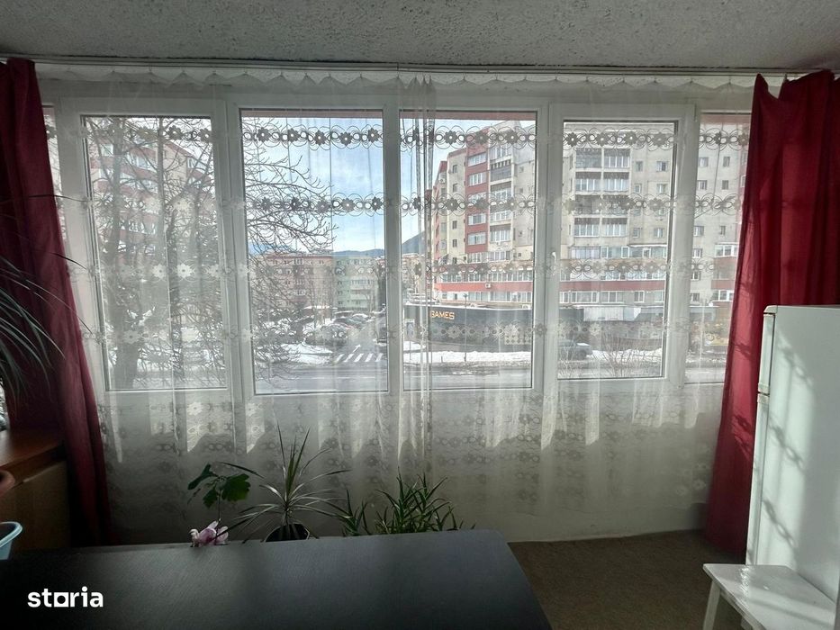 Garsoniera in bloc de apartamente, etaj 2/4, mobilata, zona Judetean!