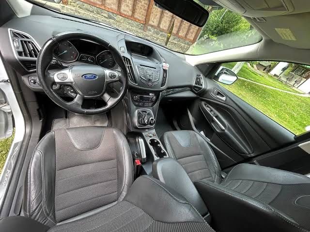 FORD Kuga 2014 — imagine 2