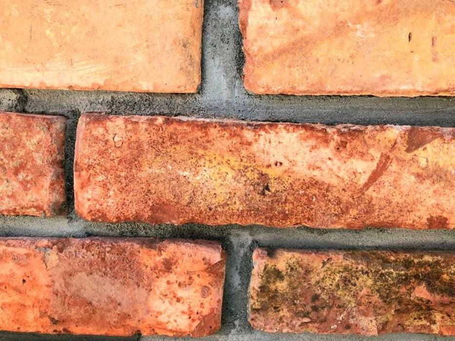 Caramida  veche feliata Bricked.ro