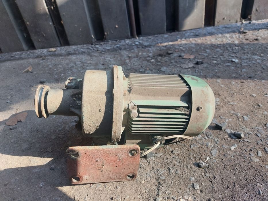 Электродвигатель