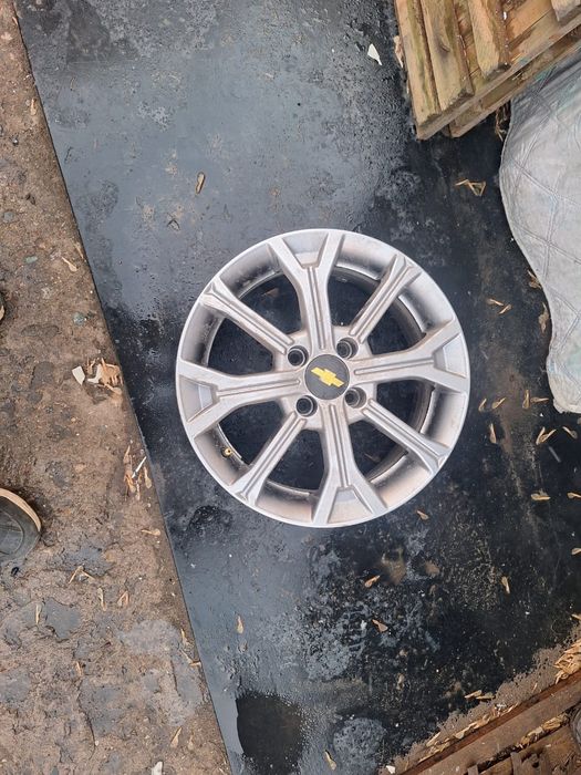 Продам диски шевроле .