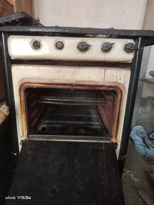 Газовая плита 4комфорка