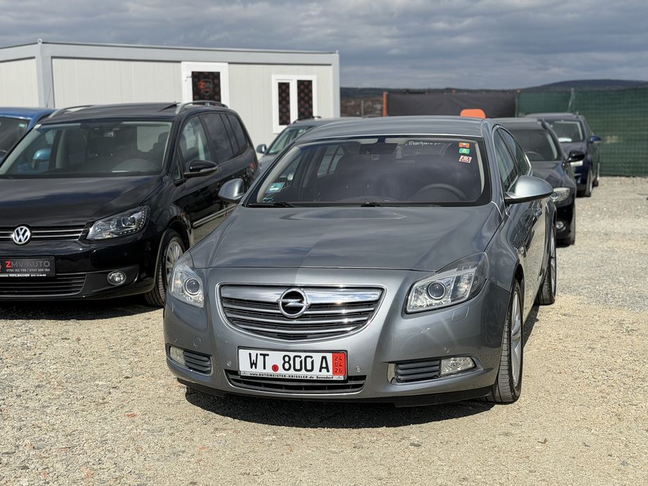 Opel Insignia 2011 Diesel Rate/Garantie/Revizii