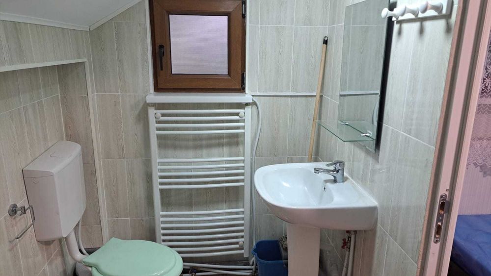 Ofer spre inchiriere apartament 2 camere zona  Marasesti