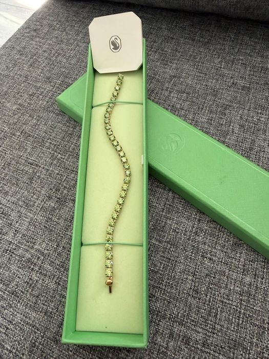 Brățară Swarovski Matrix Tennis, verde, cu finisaj auriu 18K,