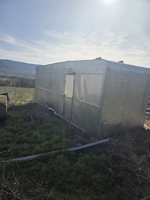 Продавам каравана