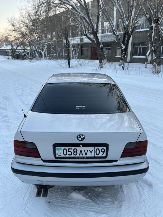 BMW E36 на активном ходу