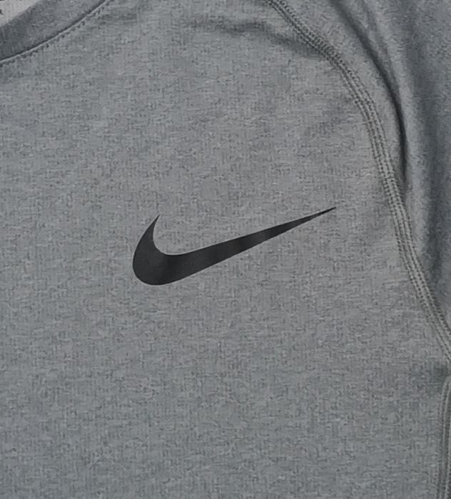 Nike PRO DRI-FIT Tight Fit Tee оригинална тениска S Найк спорт фитнес