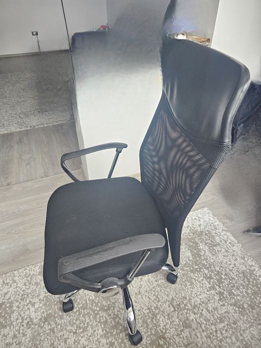 Scaun ergonomic birou