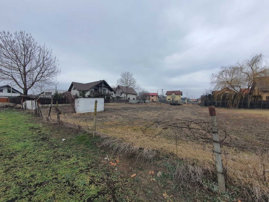 Parcele de teren intravilan Valea Lupului, Popas Păcurari