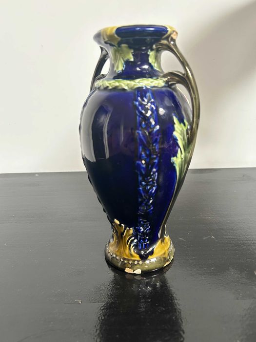 Vaza Art Nouveau portret doamna pictat manual,portelan glazurat.