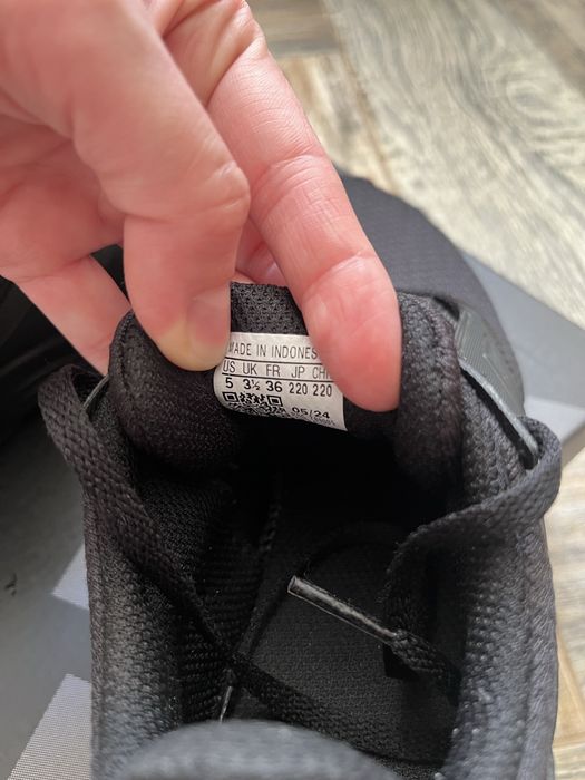 Кроссовки Addidas 36 размер