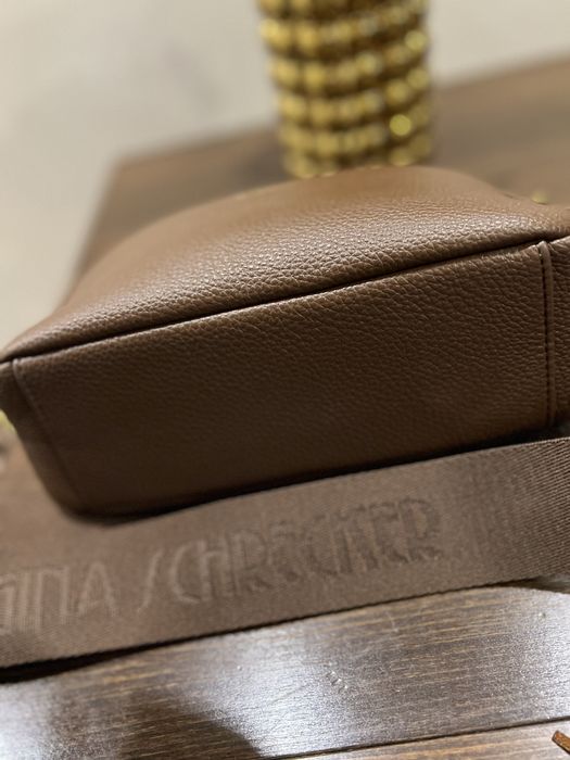 Дамска Чанта в кафяво