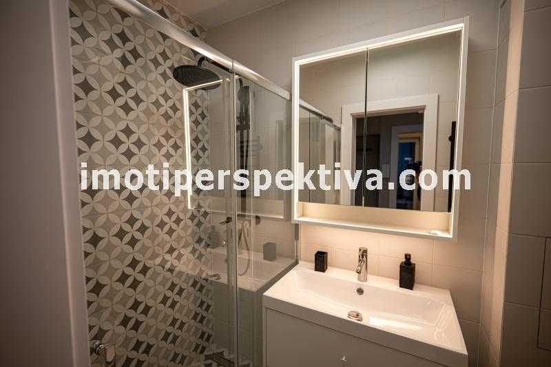 Продава се Двустаен апартамент в Пловдив, Остромила - 71 кв.м за 1121 €/кв.м - Снимка #13