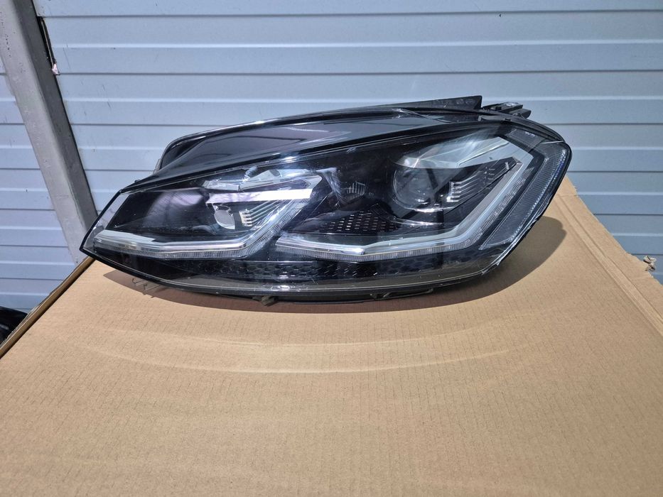 Far stanga VW Golf 7 VII facelift full led  cod 5G1941081