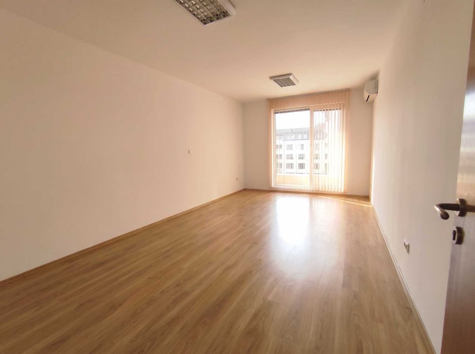 Продава се Многостаен апартамент в София, Център - 165 кв.м за 4000 €/кв.м - Снимка #8