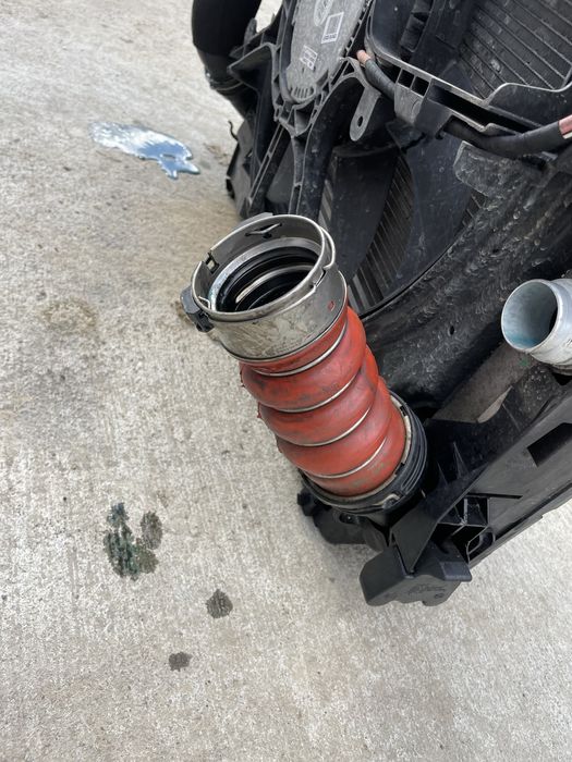 Conducta clima / aer / ac furtun turbo apa BMW f15 f16 x5 x6 f01 f10