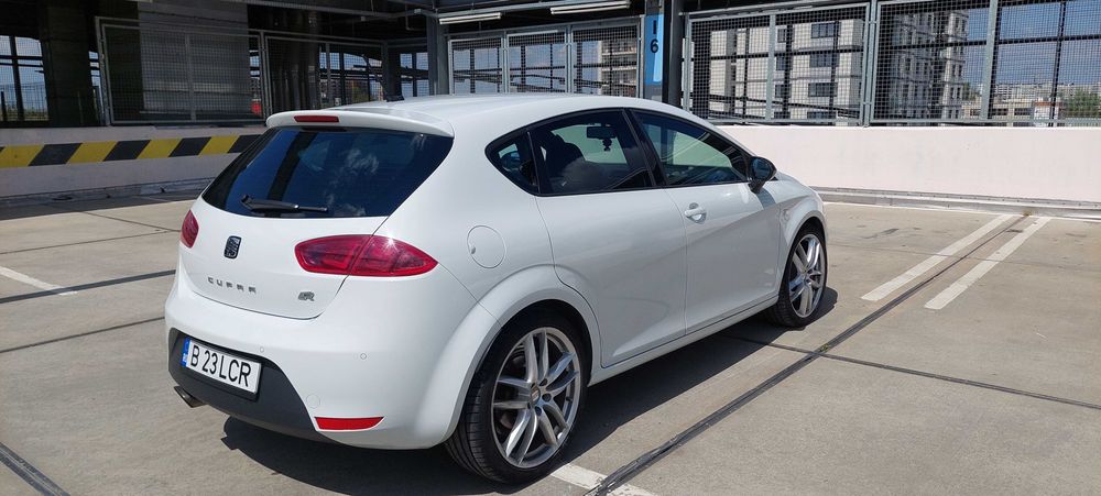 SEAT Leon 2012 — imagine 4