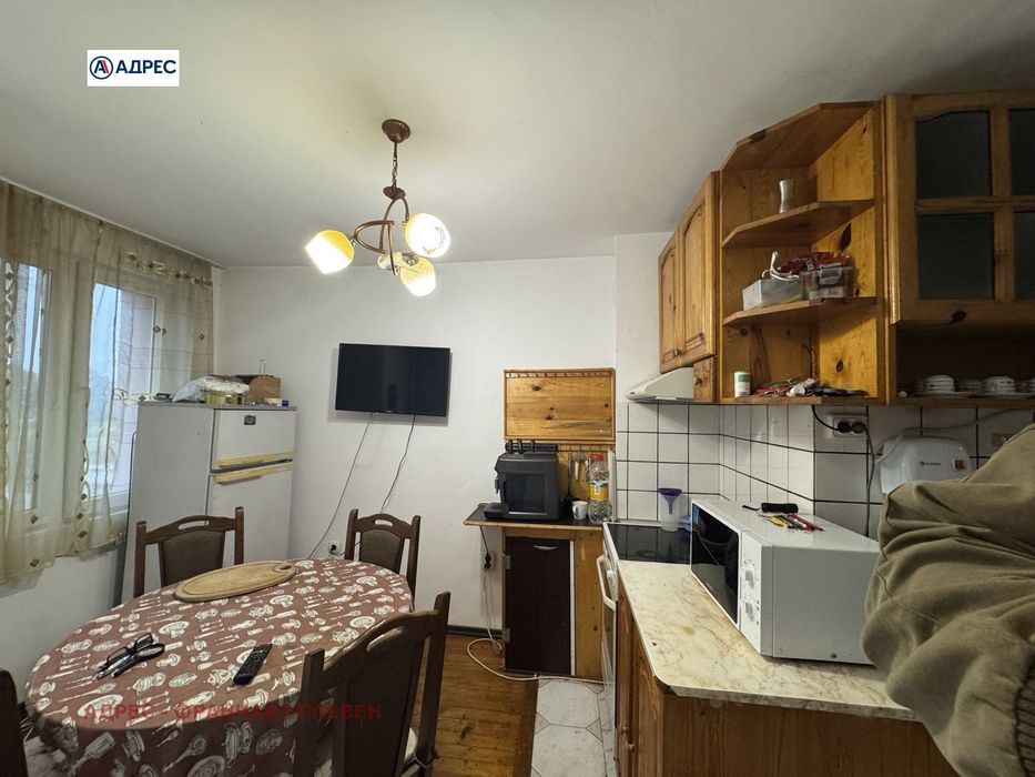 Продава се Тристаен апартамент в Враца, Металург - 90 кв.м за 1676 €/кв.м - Снимка #2