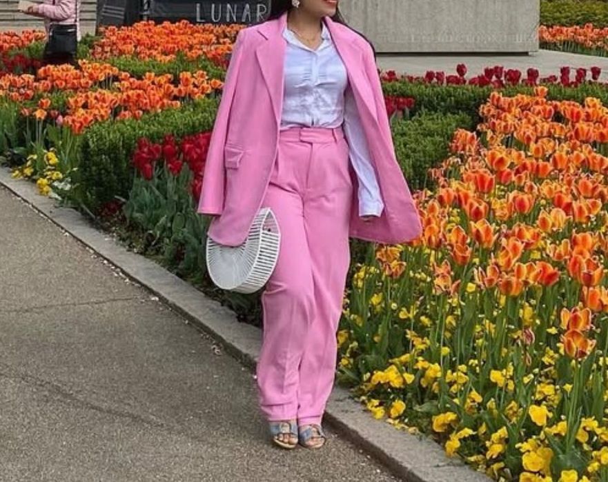 Розов сет от сако и панталон