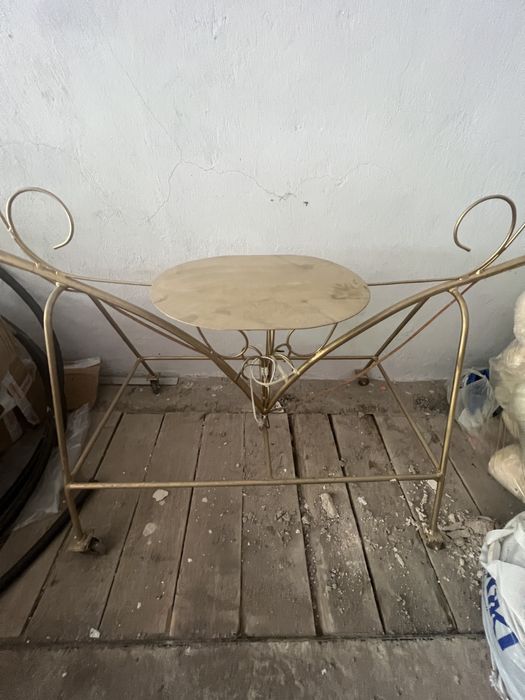 Продам подставку под торт в виде сердца