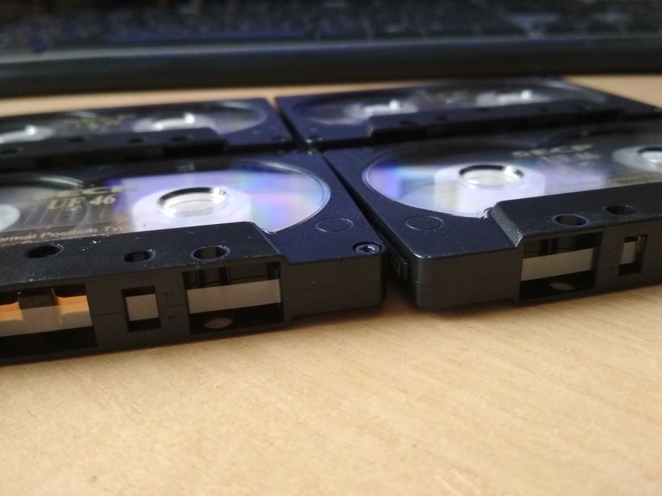 Аудио кассеты ,  новые  !