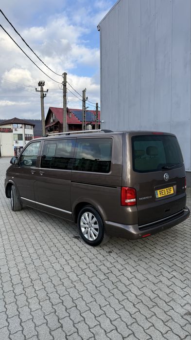 VW Caravelle 2.0 BITDI 180