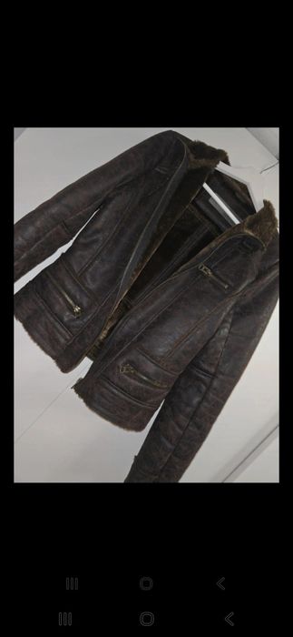 Geaca scurta stil cojoc Zara