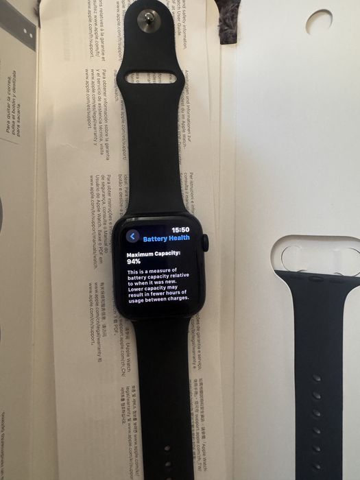 Apple Watch SE 44 мм – Отлично състояние