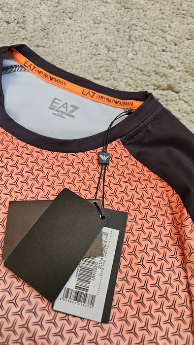 Нова оригинална Emporio Armani фитнес мъжка тениска