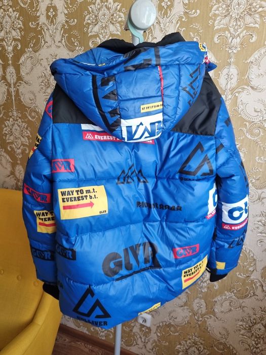 Продам куртку на подростка Gulliver