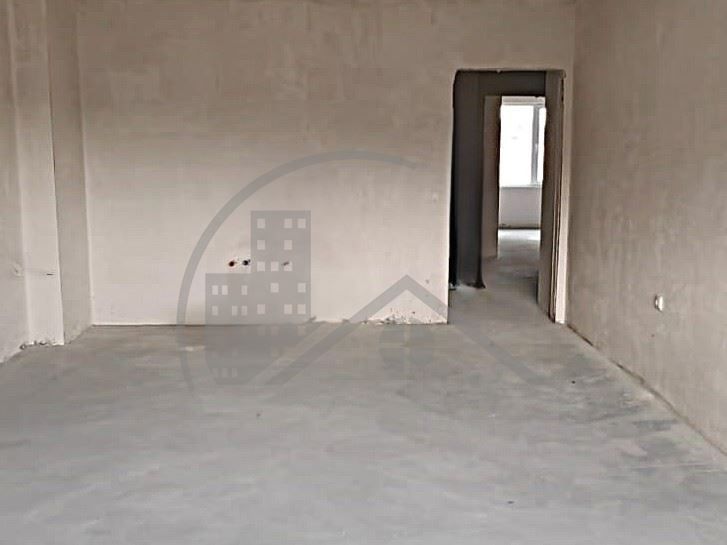 Продава се Двустаен апартамент в Варна, Аспарухово - 70 кв.м за 663 €/кв.м - Снимка #2